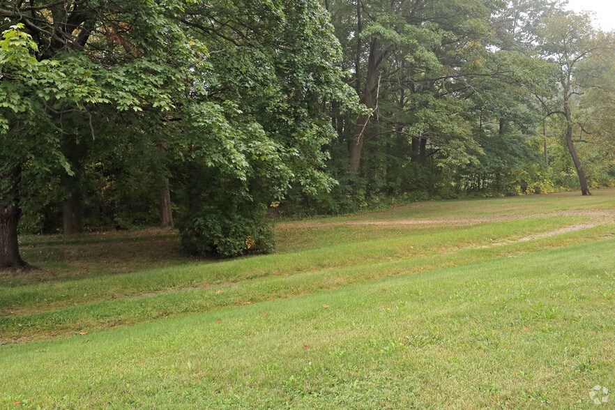 More Photos Of 7165 Sashabaw Rd, Clarkston Land For Sale