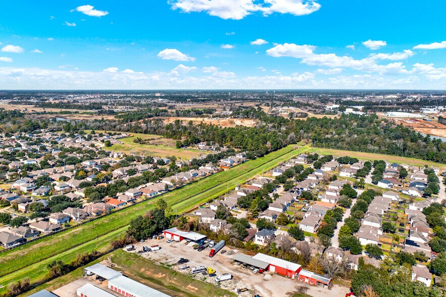 More Photos Of 11709 Boudreaux Rd, Tomball Unknown For Lease