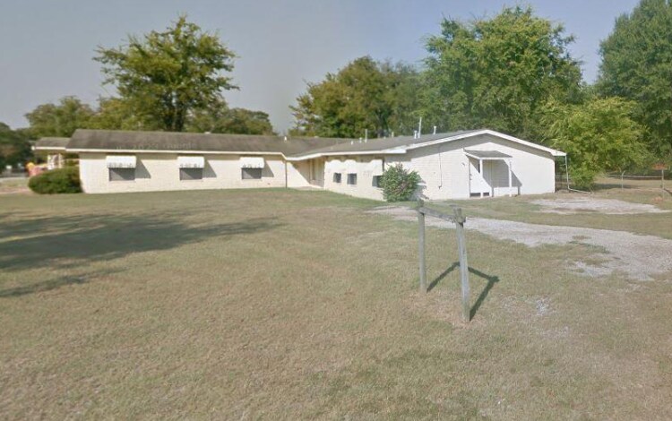 More Photos Of 569 Bear Dr, Timpson Medical For Sale