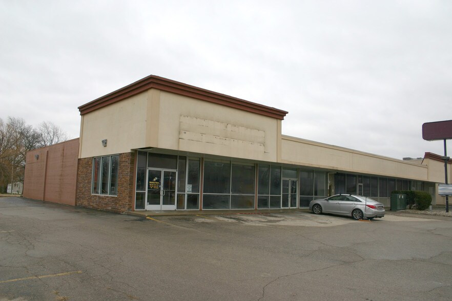 More Photos Of 3147 S Dort Hwy, Burton Freestanding For Lease