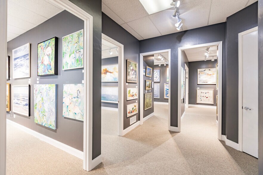 More Photos Of 2154 Trade Center Way, Naples Showroom For Sale