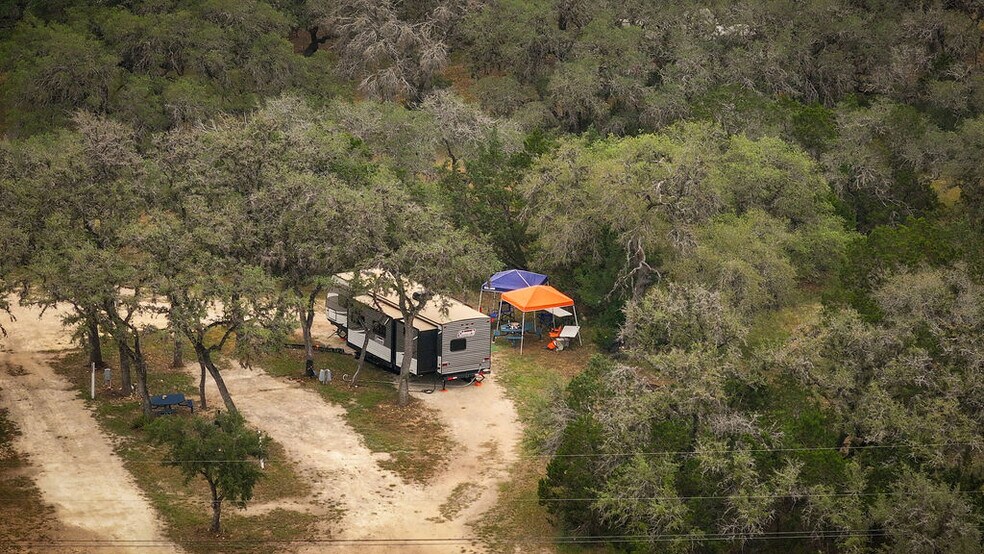 More Photos Of 7070 S US Highway 83, Concan Hotel For Sale