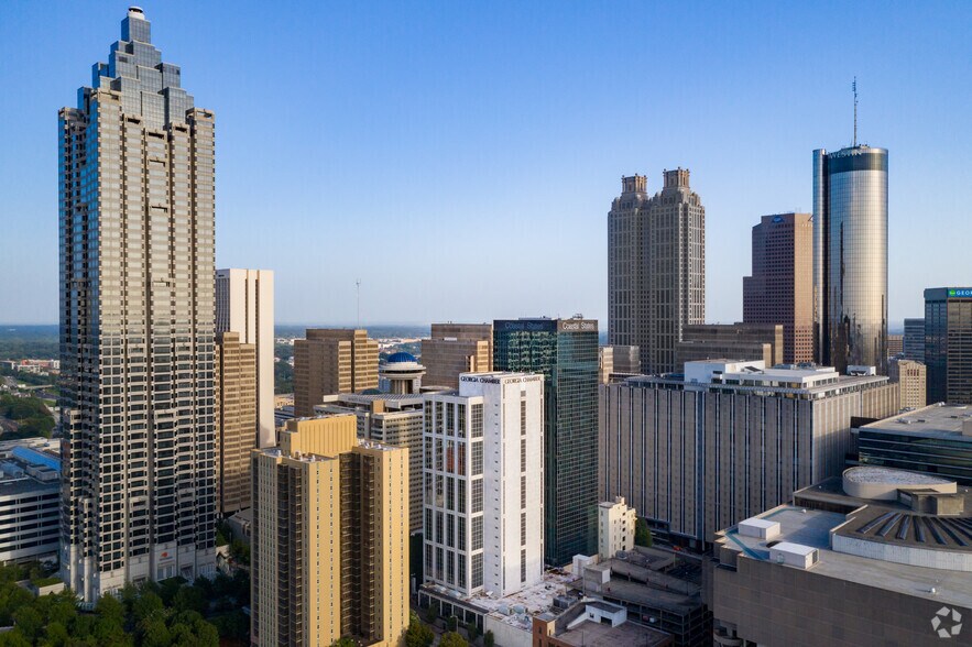 More Photos Of 260 Peachtree St NW, Atlanta Office For Lease