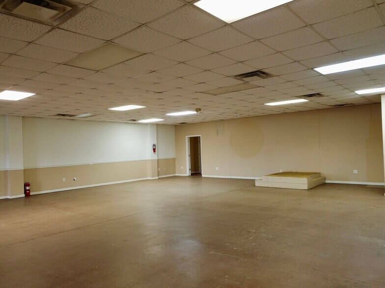 More Photos Of 179 Highway 11 S, Social Circle Office For Lease