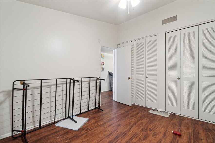 More Photos Of 4248 N 76th St, Milwaukee Storefront Retail Residential For Sale