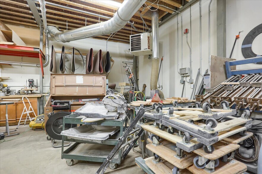 More Photos Of 7390 S Fraser St, Centennial Warehouse For Sale