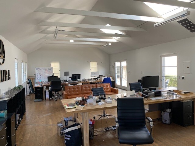 More Photos Of 612-624 Hampton Dr, Venice Loft Creative Space For Lease