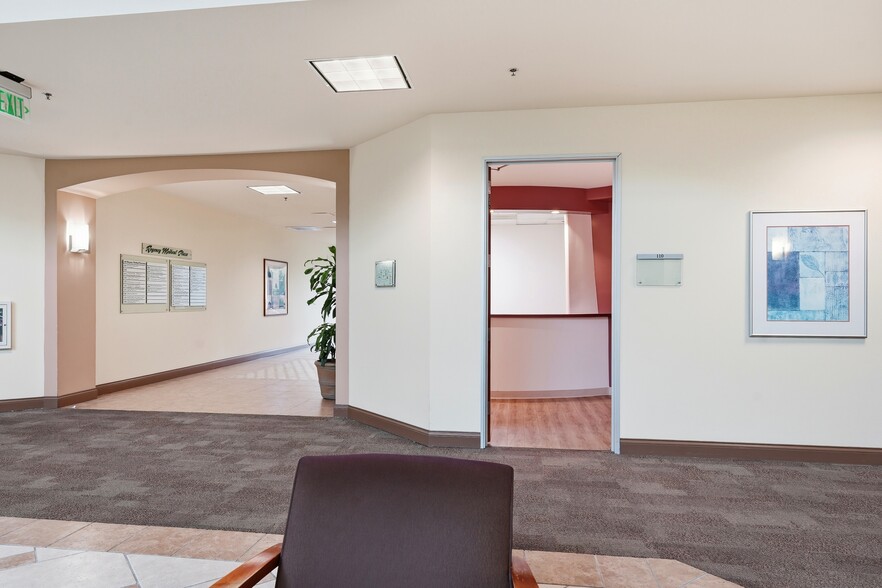 More Photos Of 1000 Newbury Rd, Thousand Oaks Medical For Sale