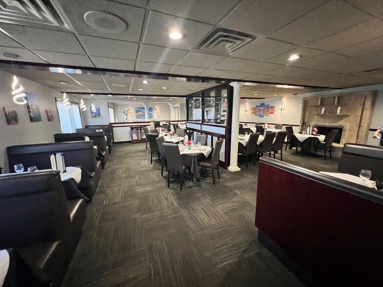 More Photos Of 9415 Main St, Clarence Freestanding For Sale