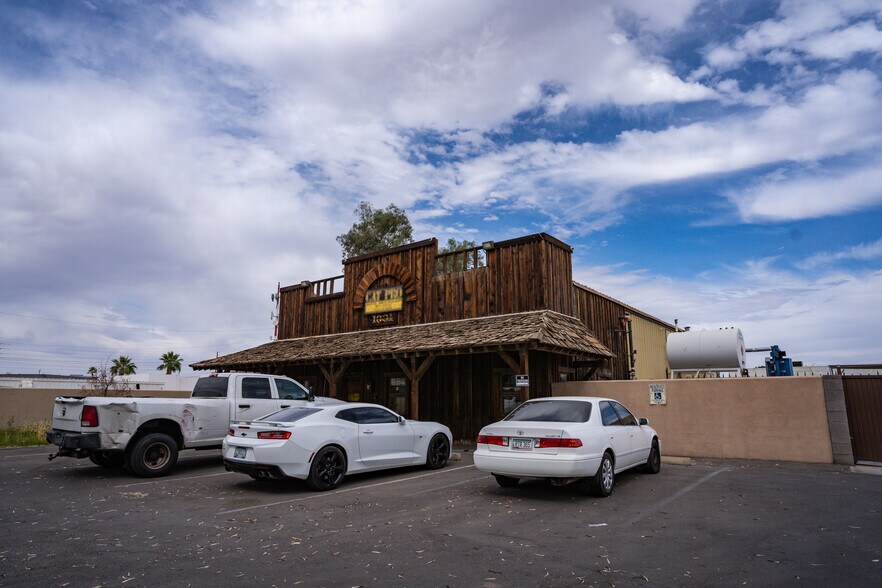 Primary Photo Of 1891 S Rail Ave, Yuma Warehouse For Sale