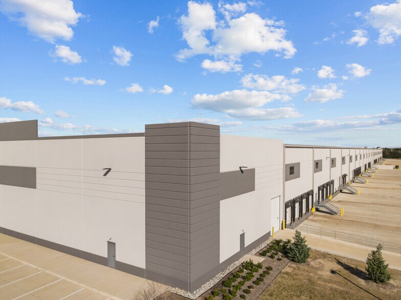 More Photos Of 3500 N Dallas Ave, Lancaster Industrial For Sale
