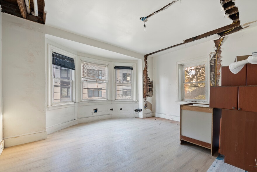 More Photos Of 6200 Germantown Ave, Philadelphia Multifamily For Sale