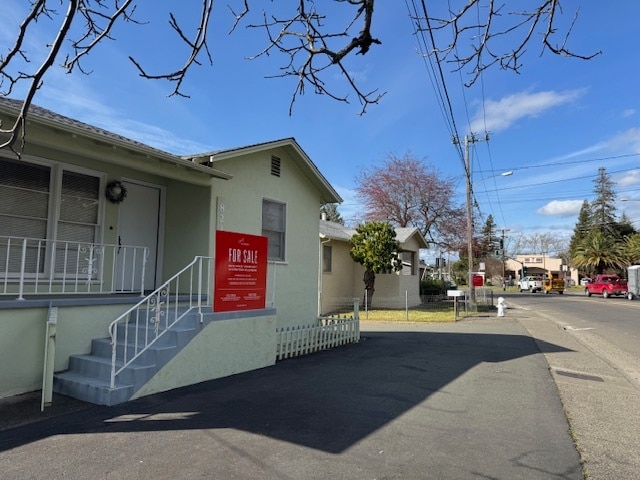 Primary Photo Of 821 Healdsburg Ave, Healdsburg Office Residential For Sale