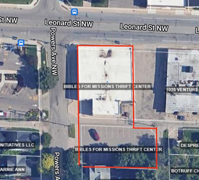 More Photos Of 1050 Leonard St Ne, Grand Rapids General Retail For Sale