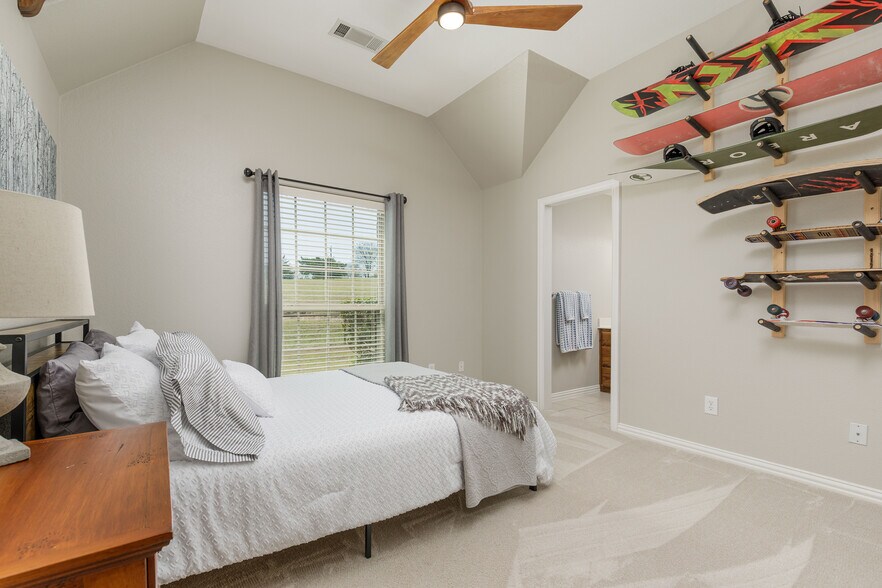 More Photos Of 11030 Wild Rose Ln, Anna Multifamily For Sale