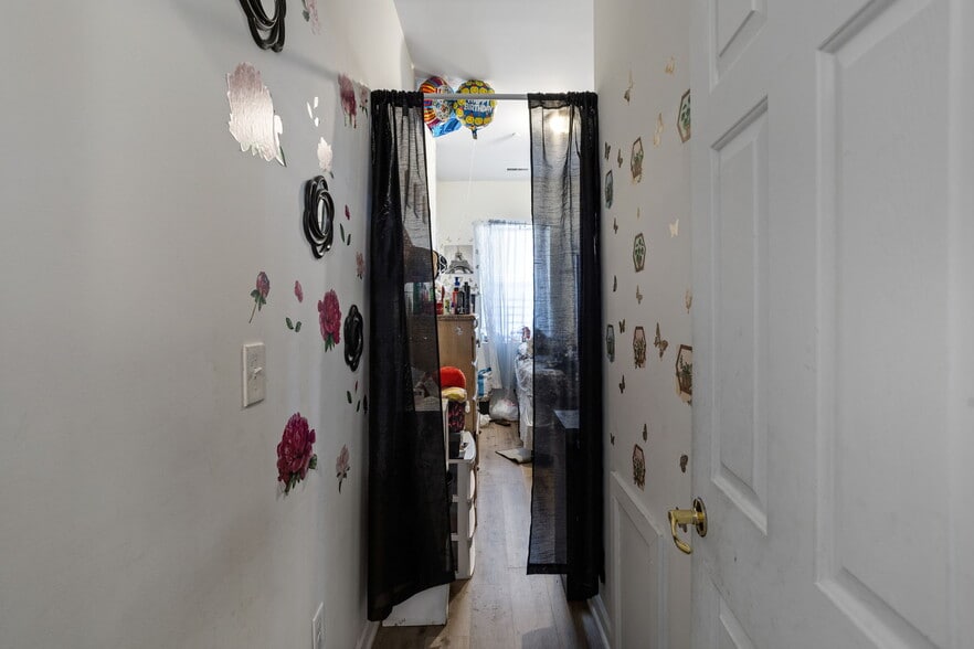 More Photos Of 3301-3303 N 16th St, Philadelphia Apartments For Sale