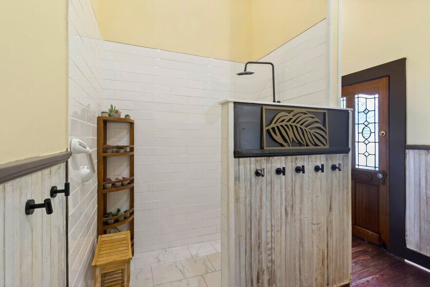 More Photos Of 201 8th St, Port Saint Joe Office Residential For Sale