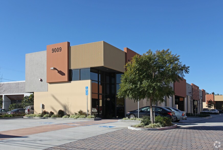 Primary Photo Of 9009 Canoga Ave, Canoga Park Manufacturing For Lease