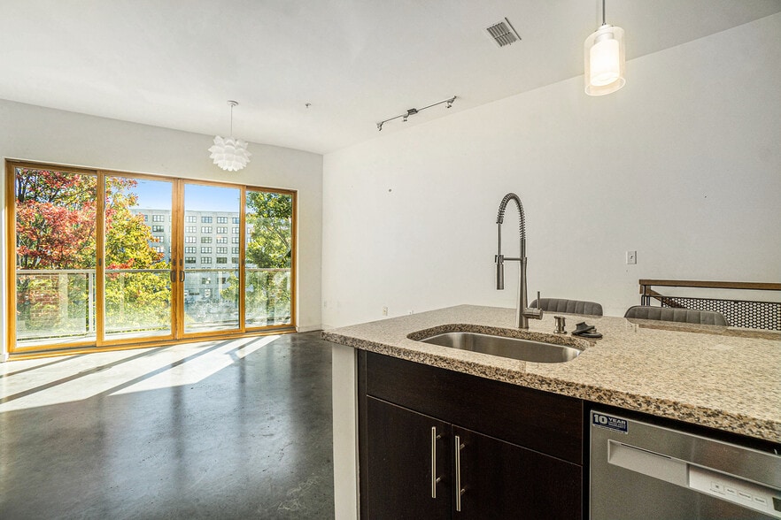 More Photos Of 311 Nelson St SW, Atlanta Apartments For Sale