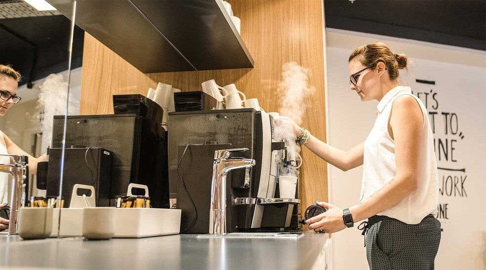 More Photos Of 2445 Augustine Dr, Santa Clara Coworking Space