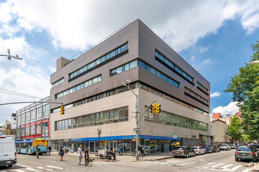 More Photos Of 135 E 125th St, New York Unknown For Lease