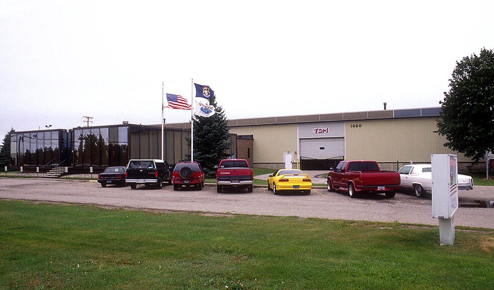 More Photos Of 1020 Doris Rd, Auburn Hills Warehouse For Sale