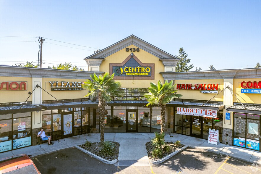 More Photos Of 8130-8136 SE Foster Rd, Portland Unknown For Lease