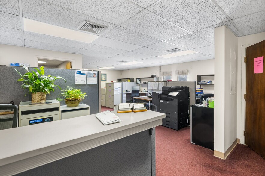 More Photos Of 1399 Washington St, Hanover Office For Sale