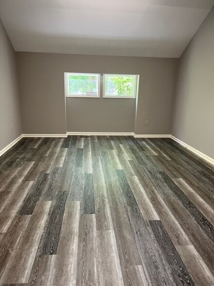 More Photos Of 4583 North St, Jamesville Loft Creative Space For Sale