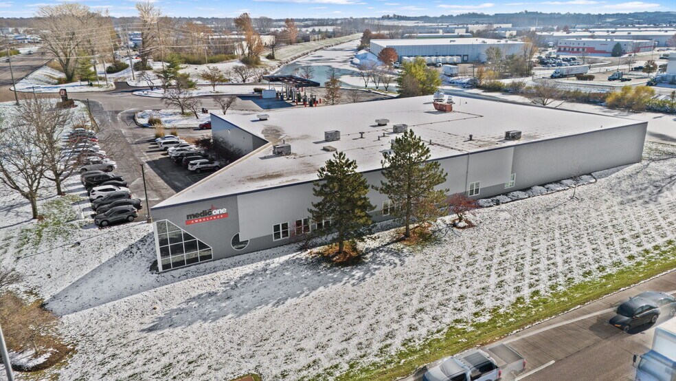 More Photos Of 13892 St. Charles Rock Rd, Bridgeton Warehouse For Sale