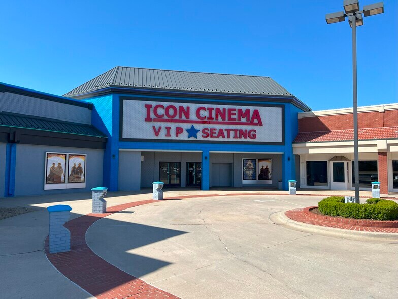 More Photos Of 1700 E 2nd St, Edmond Unknown For Lease