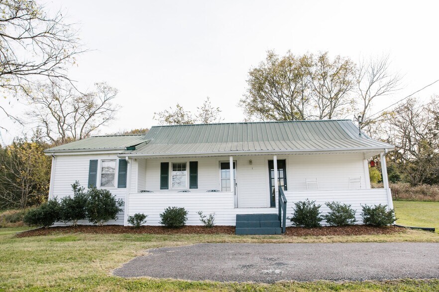 More Photos Of 2133 Allisona Rd, Eagleville Lodge Meeting Hall For Sale