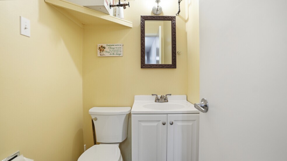 More Photos Of 18 Unqua Rd, Massapequa Loft Creative Space For Sale