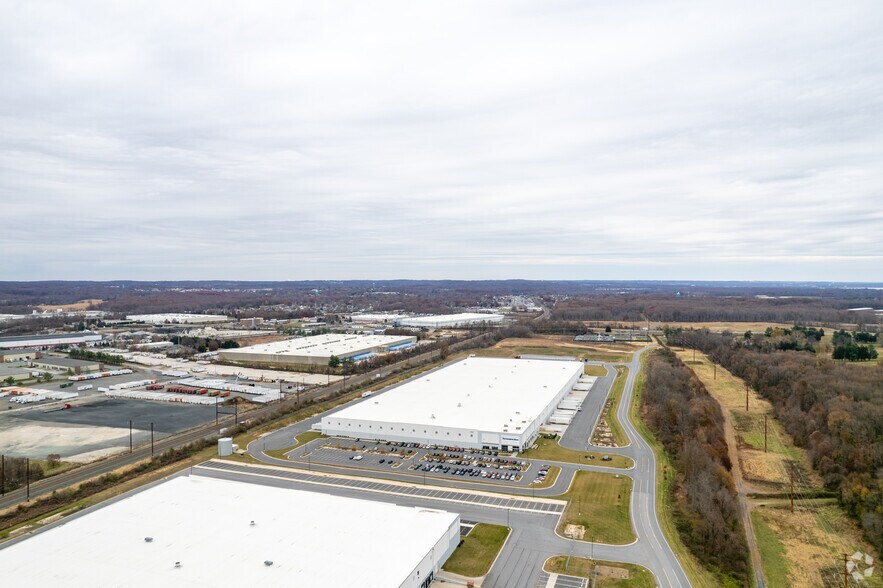More Photos Of 1000 Woodley Rd, Aberdeen Warehouse For Lease