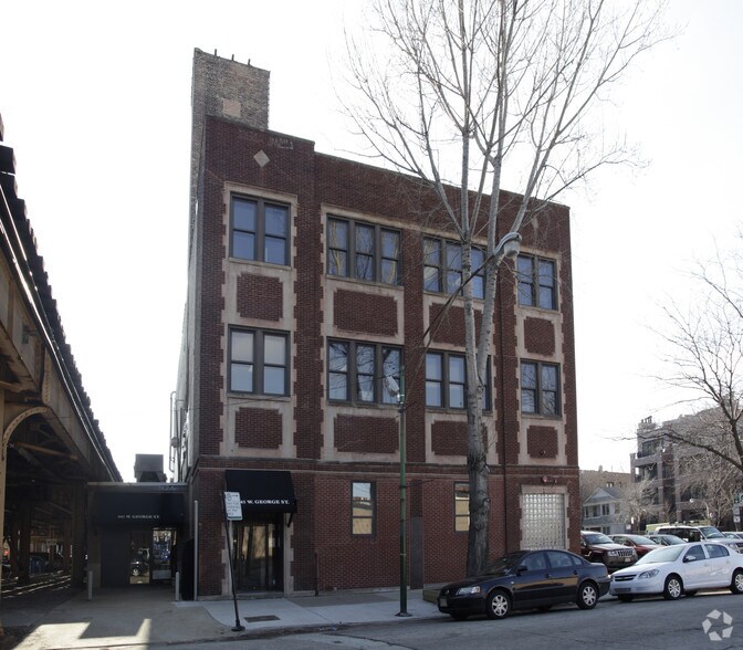 More Photos Of 945 W George St, Chicago Office For Lease