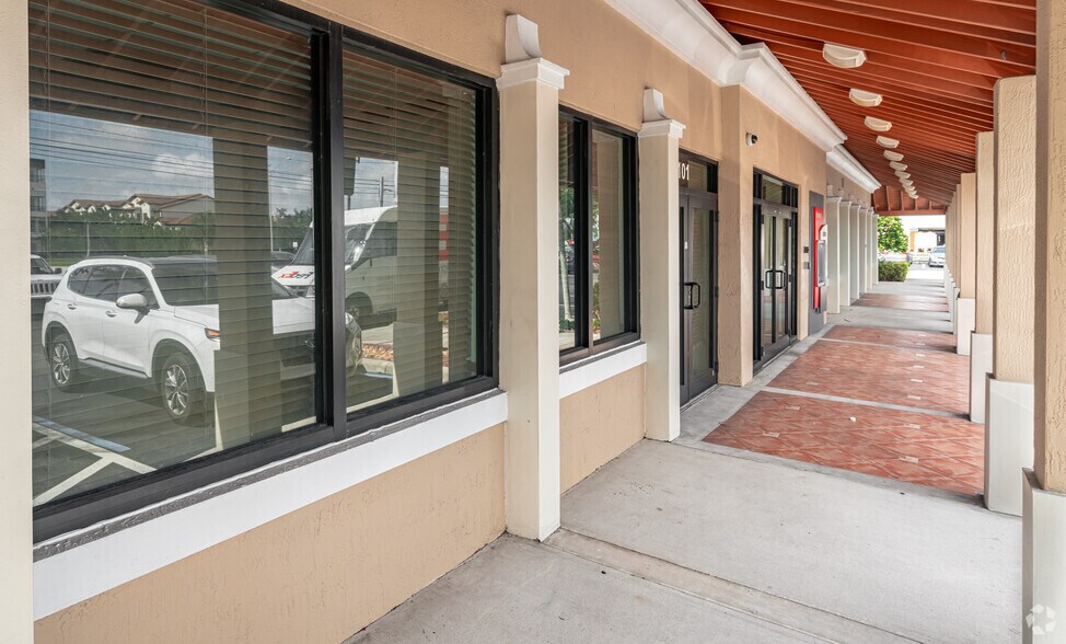 More Photos Of 5599 S University Dr, Davie Loft Creative Space For Sale