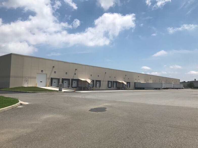 More Photos Of 140 Concord Rd, Aston Warehouse For Lease
