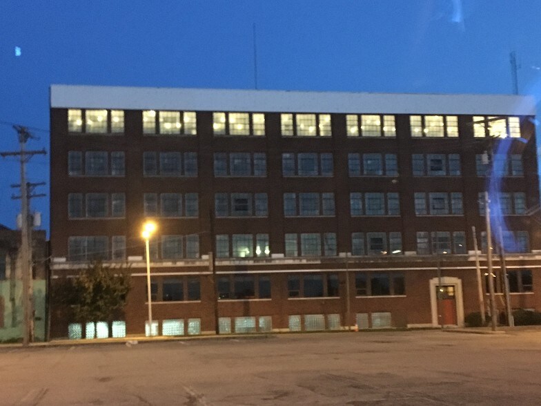 More Photos Of 804 E Monument Ave, Dayton Industrial For Lease
