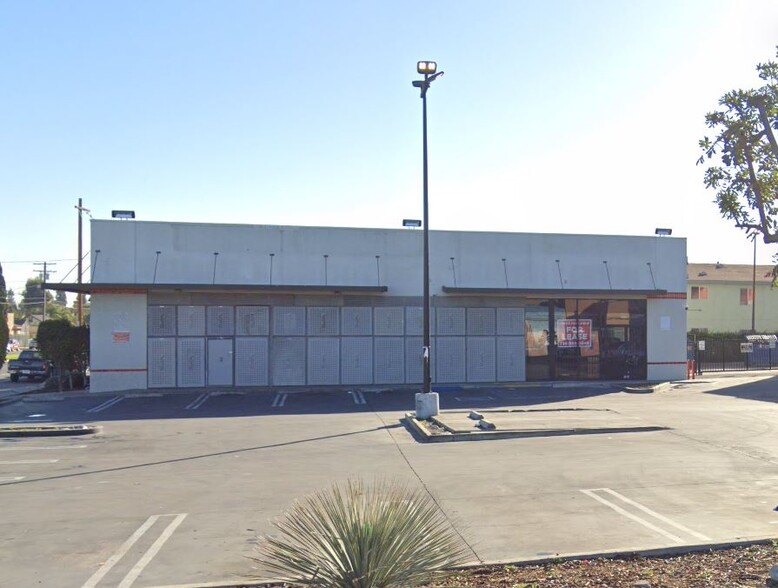 Primary Photo Of 2614 N Wilmington Ave, Compton Freestanding For Lease