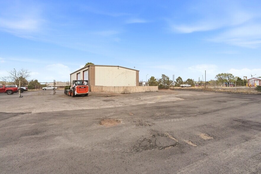 More Photos Of 3435 Kimball Cir, Colorado Springs Service For Lease