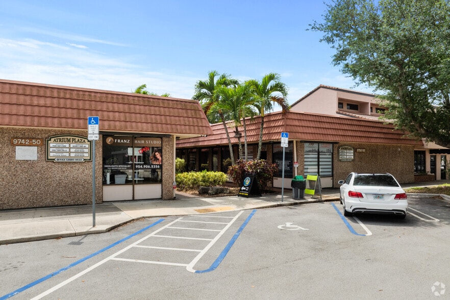 More Photos Of , Coral Springs General Retail For Sale