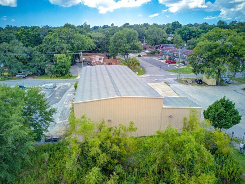 More Photos Of 108 Kelly Rd, Niceville Showroom For Lease