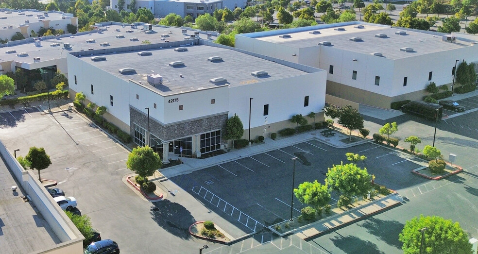 Primary Photo Of 42175 Zevo Dr, Temecula Warehouse For Lease