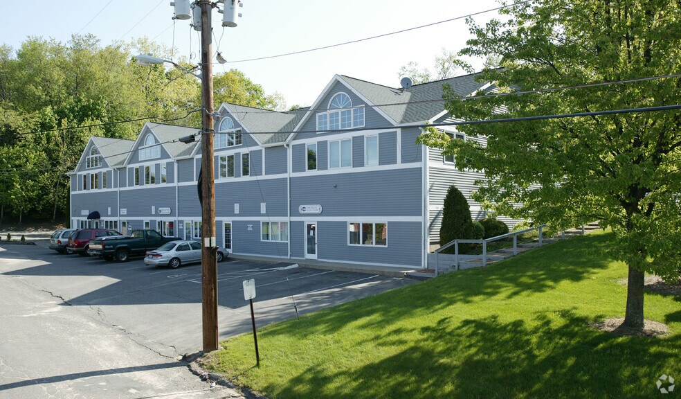 More Photos Of 733 E Main St, Torrington Medical For Lease