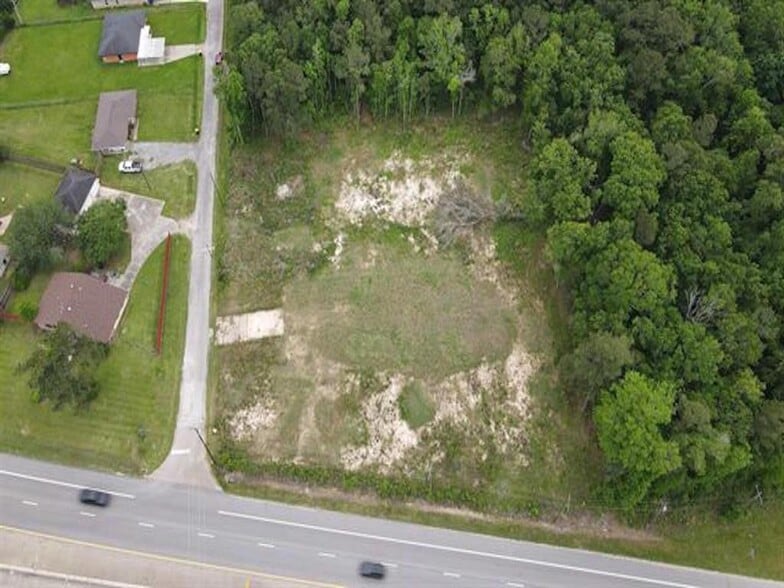 More Photos Of IH 10 and Sierra Rd, Vidor Land For Sale