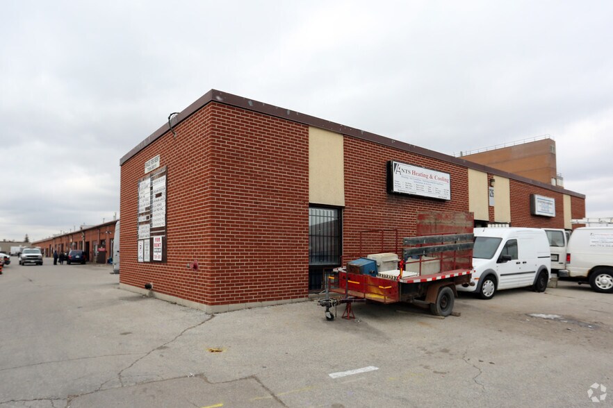 More Photos Of 126 Sinnott Rd, Toronto Service For Lease