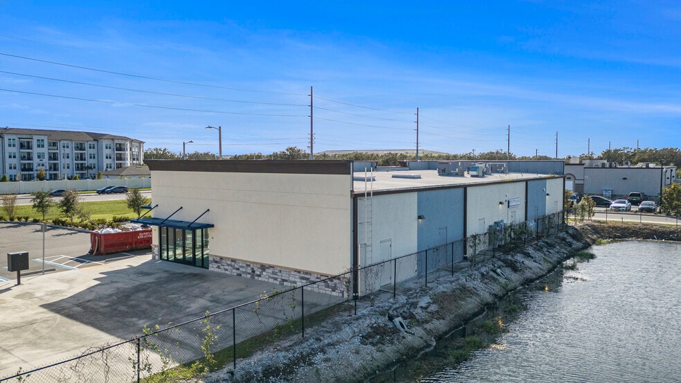 More Photos Of 9070 Progress Blvd, Riverview General Retail For Lease