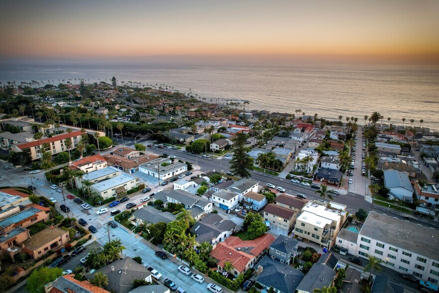 More Photos Of 428-438 Rosemont St, La Jolla Apartments For Sale