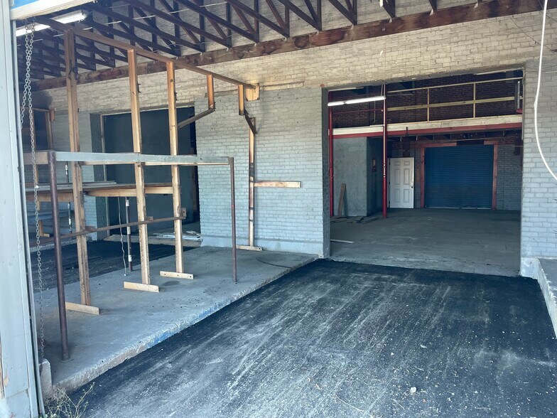 More Photos Of 937 Bulkhead Rd, Green Cove Springs Flex For Lease