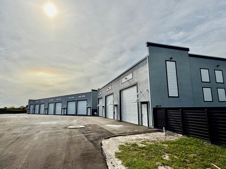 Primary Photo Of 4017 Taylor Rd, Punta Gorda Warehouse For Sale